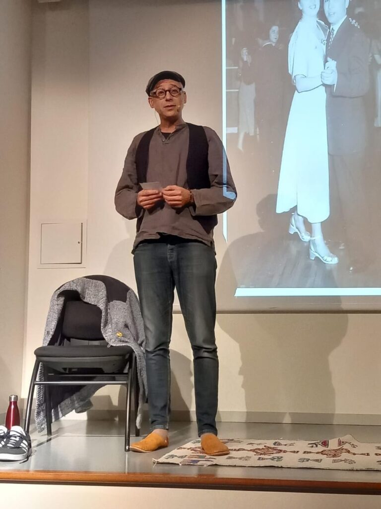 Bruno ARTEL - Conférence gesticulée "Chut! C'est France-Algérie"