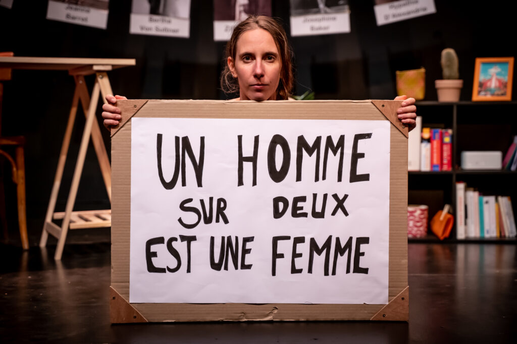 Marion SANEJOUAND - Conférence gesticulée "Femme s’accorde au masculin"